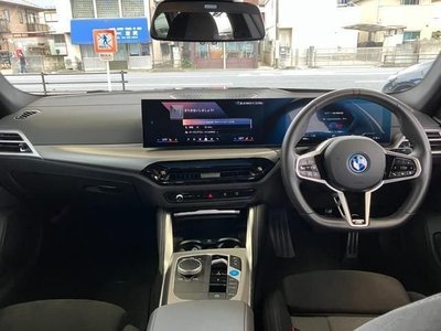 2025 BMW I4 照片 3