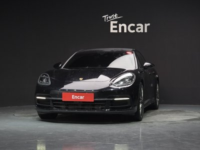 PORSCHE PANAMERA - 2