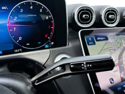 MERCEDES-BENZ E-CLASS - 9