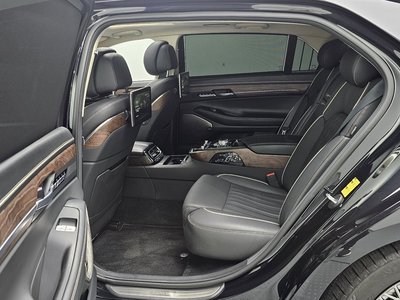 صورة مصغرة 12 لـ 2020 Genesis G90