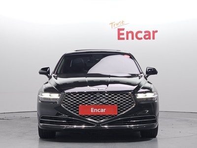 صورة 2 لـ 2020 Genesis G90