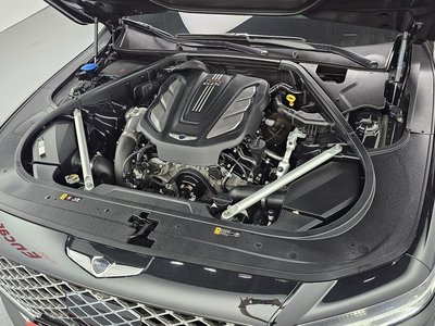 صورة 7 لـ 2020 Genesis G90