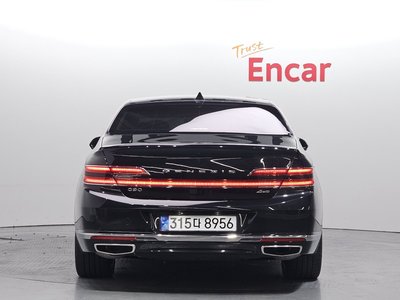 صورة 3 لـ 2020 Genesis G90