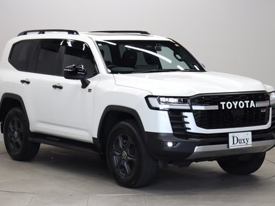 TOYOTA LAND CRUISER 300 - 10