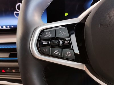 2025 BMW I4 — миниатюра 21
