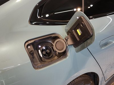 2025 BMW I4 — миниатюра 46