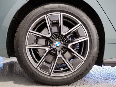 2025 BMW I4 — миниатюра 30