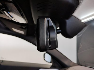 2025 BMW I4 — миниатюра 77