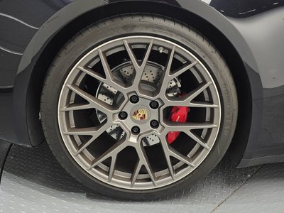 PORSCHE 911 - 6
