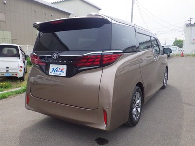 TOYOTA ALPHARD - 3