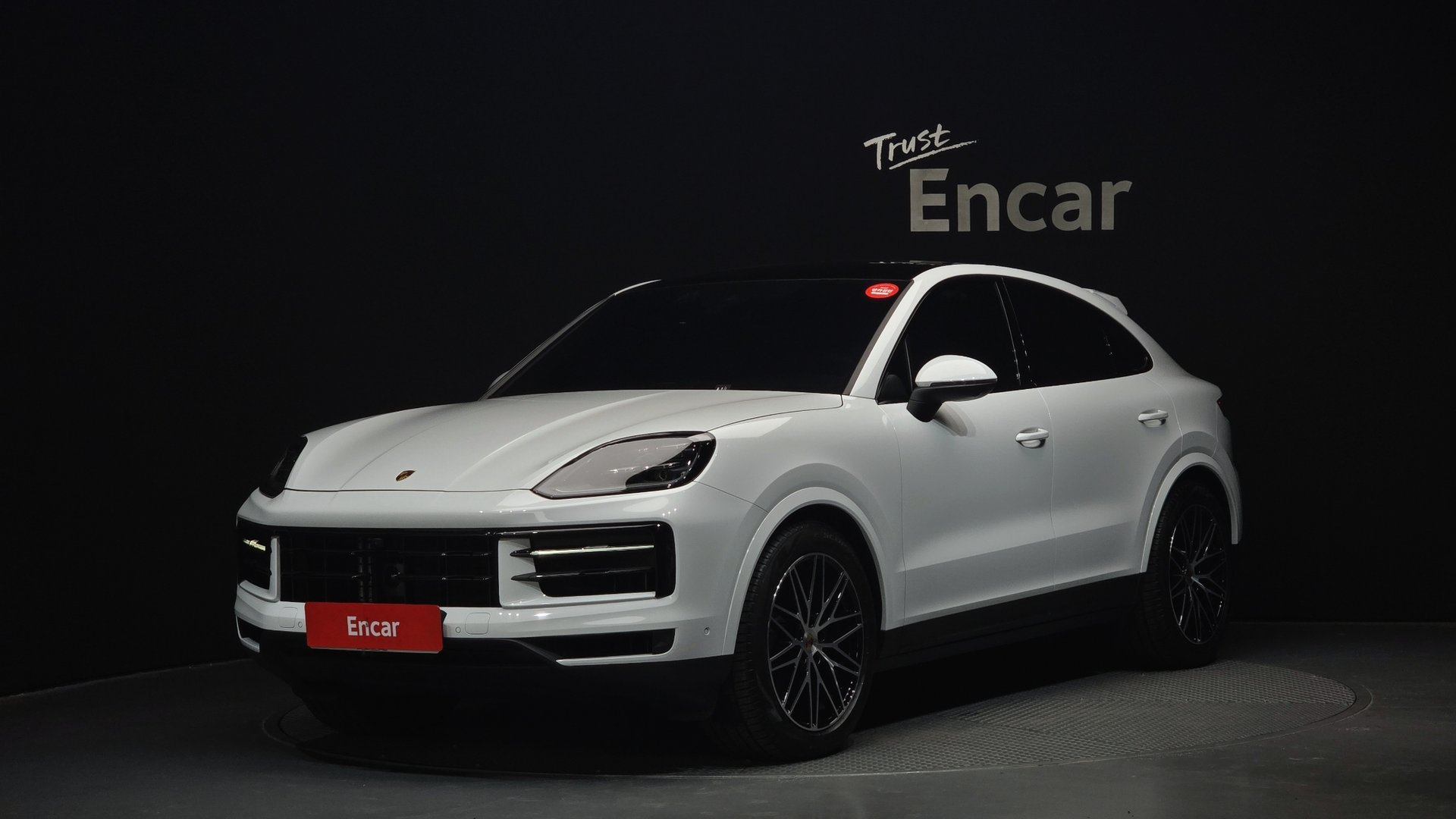 PORSCHE CAYENNE - View 1