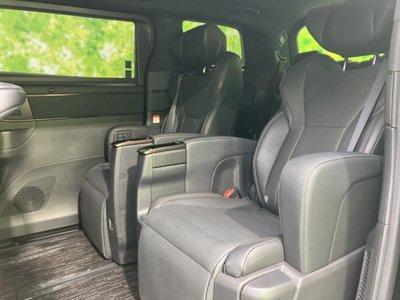 TOYOTA ALPHARD - 7