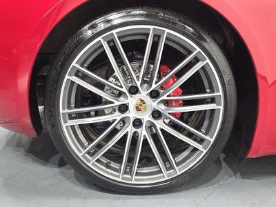 صورة 6 لـ 2019 Porsche 718