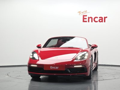 صورة 2 لـ 2019 Porsche 718