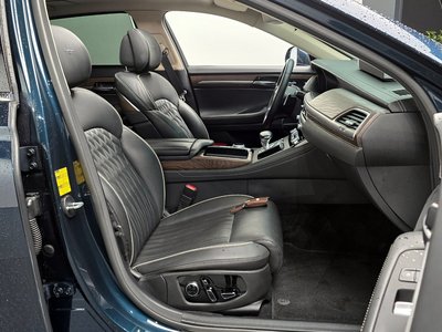 صورة 10 لـ 2021 Genesis G90