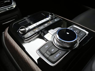 2021 Genesis G90 缩略图 17
