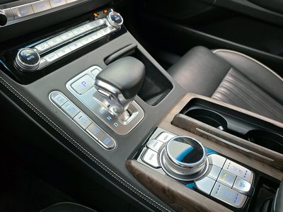 صورة 9 لـ 2021 Genesis G90