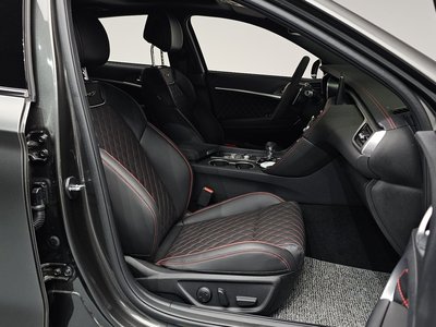 2024 Genesis THE NEW G70 缩略图 18