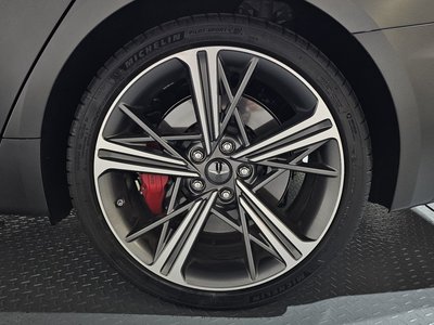 صورة 8 لـ 2024 GENESIS THE NEW G70