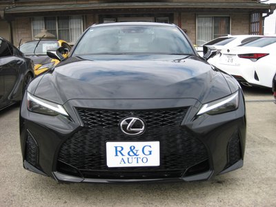 LEXUS IS - 4