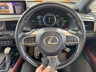 صورة 7 لـ 2016 Lexus RX