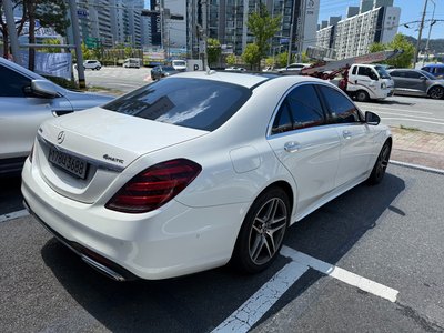 2020 Mercedes-BENZ S-CLASS photo 2