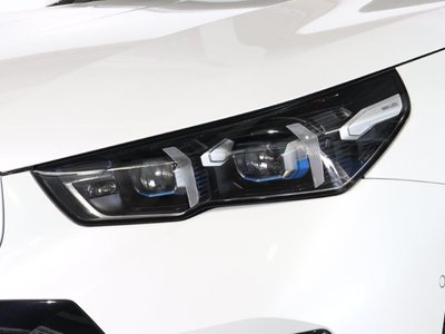 2025 BMW 5 SERIES TOURING photo 5