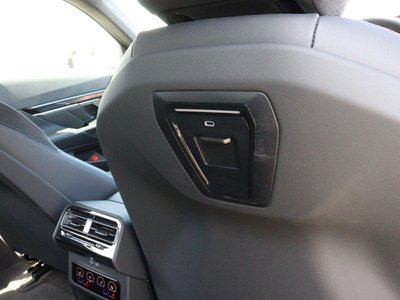 2025 BMW 5 SERIES TOURING thumbnail 19