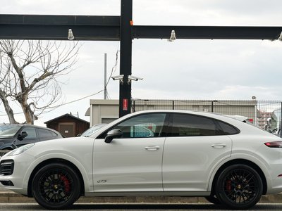 PORSCHE CAYENNE - 4