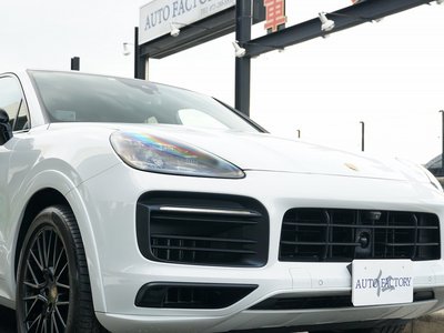 PORSCHE CAYENNE - 8