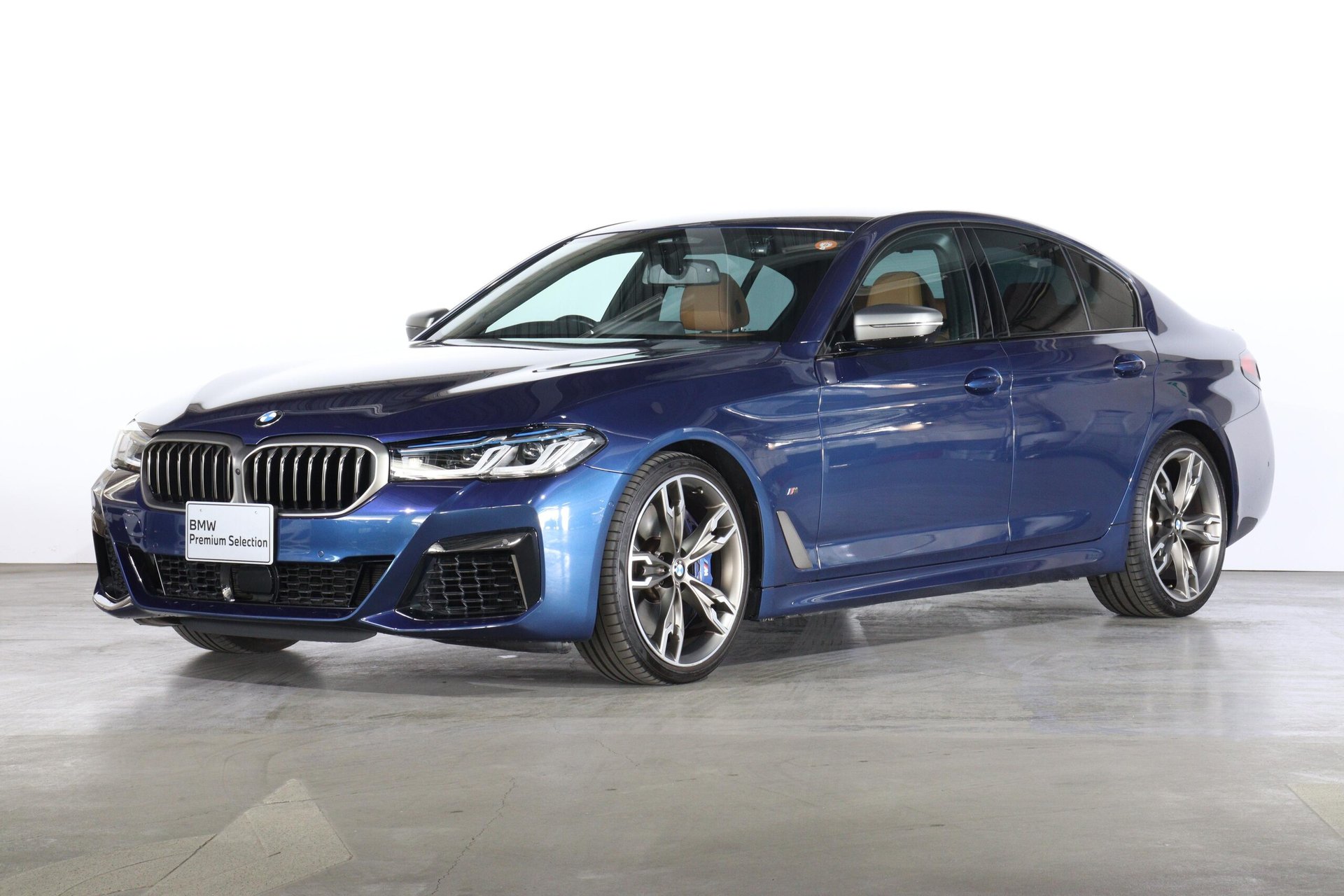 BMW 5 SERIES - View 1