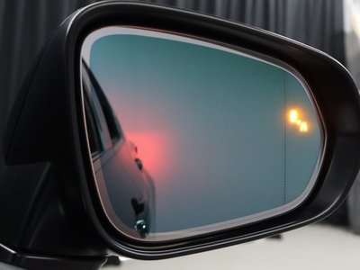 صورة مصغرة 16 لـ 2023 Lexus NX