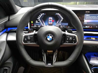 2025 BMW 5 SERIES 缩略图 19