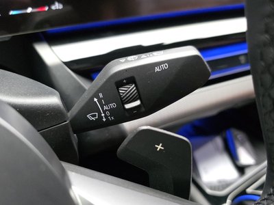 2025 BMW 5 SERIES 缩略图 29