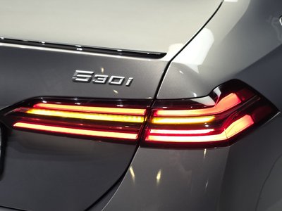 2025 BMW 5 SERIES 照片 10