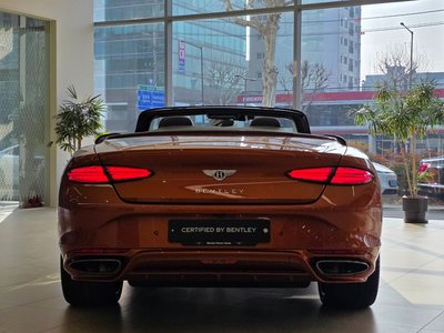 BENTLEY CONTINENTAL - 3