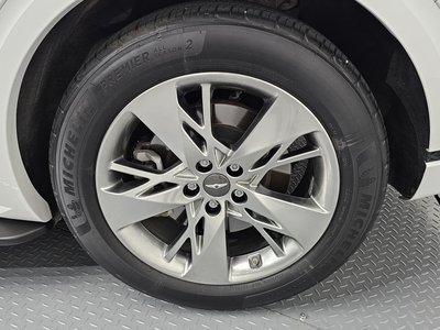 2021 Genesis GV70 photo 8