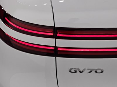 2021 Genesis GV70 photo 10