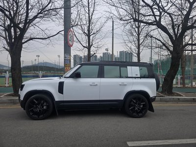 LAND ROVER DEFENDER - 6