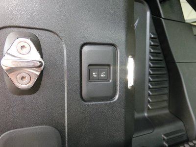 2025 LAND Rover DEFENDER 缩略图 28