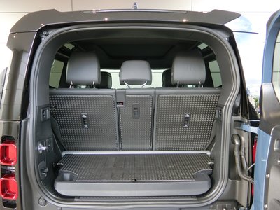 2025 LAND Rover DEFENDER 缩略图 23