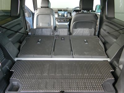 2025 LAND Rover DEFENDER 缩略图 27
