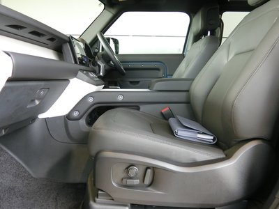 2025 LAND Rover DEFENDER 缩略图 20