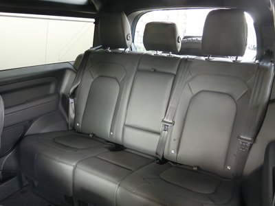 2025 LAND Rover DEFENDER 缩略图 18