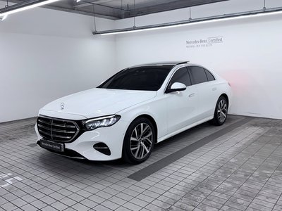 MERCEDES-BENZ E-CLASS - 1