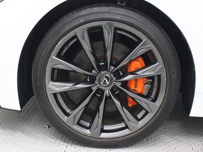 صورة مصغرة 19 لـ 2023 Lexus IS