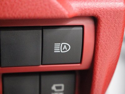 صورة مصغرة 14 لـ 2023 Lexus IS