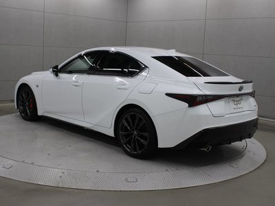 2023 Lexus IS 照片 2