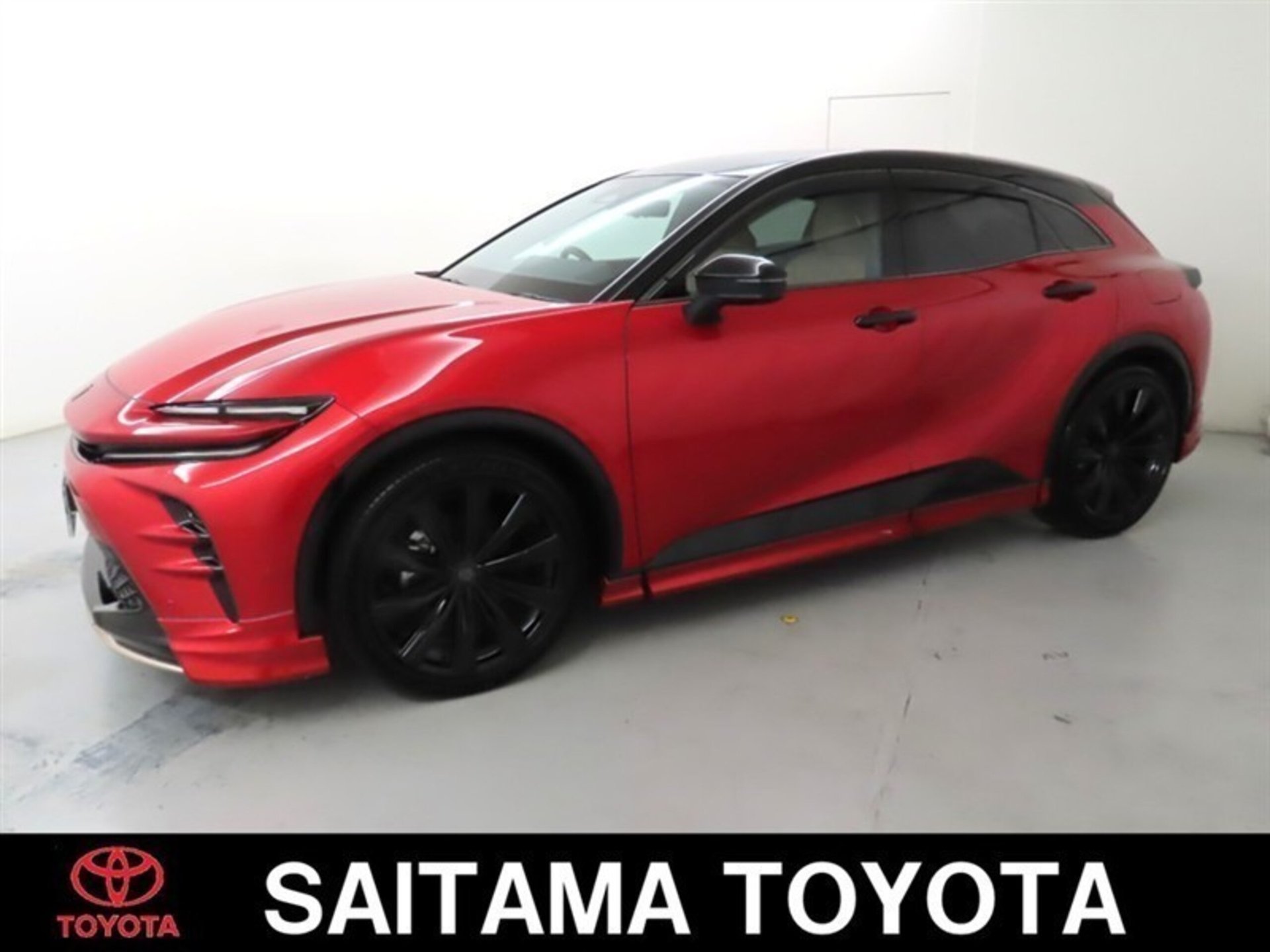 TOYOTA CROWN SPORT - View 1