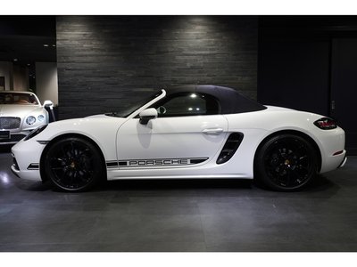 صورة 8 لـ 2024 Porsche 718